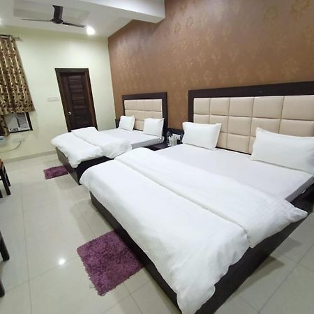 Mng Hotel Heritage Villa كانبور المظهر الخارجي الصورة